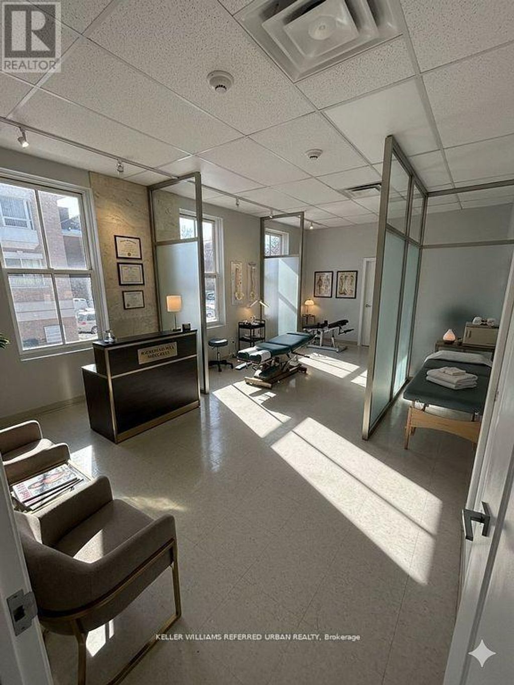 202 - 10132 Yonge Street, Richmond Hill (mill Pond)