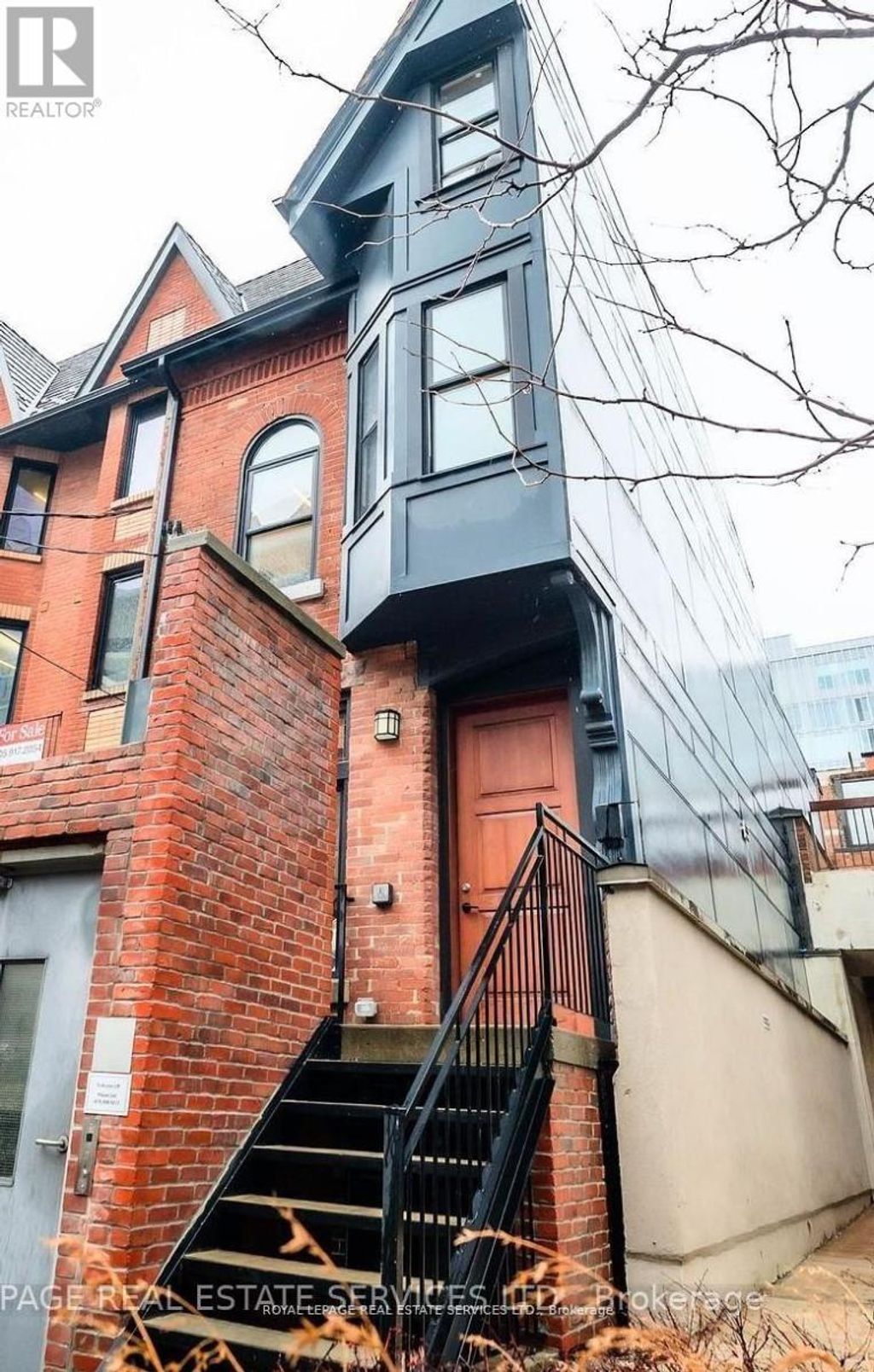 54 1/2 St Patrick Street, Toronto (kensington-Chinatown)