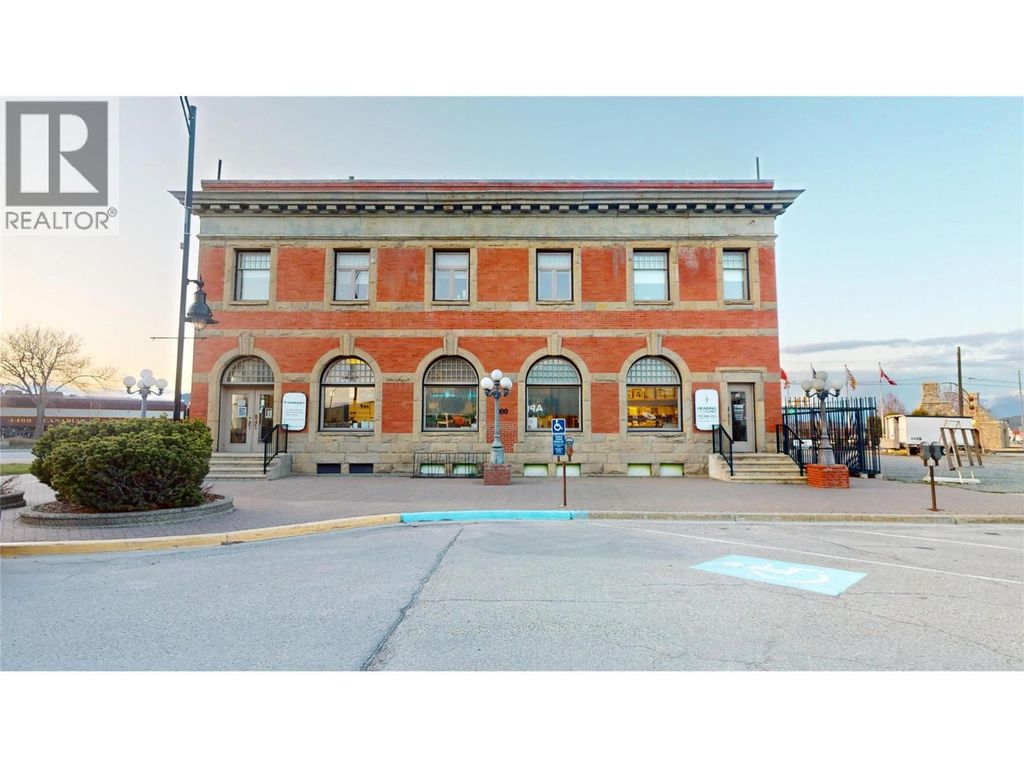 800 Baker Street Unit# 2nd Floor, Cranbrook
