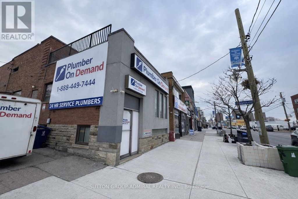 2000 Eglinton Avenue W, Toronto (briar Hill-Belgravia)