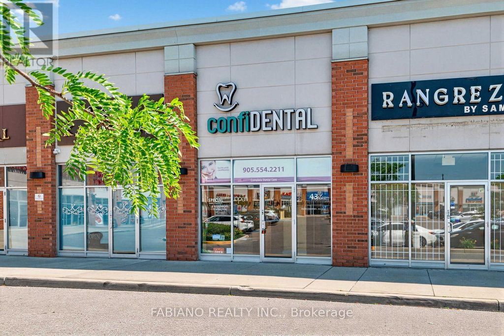 43 - 150 New Delhi Drive, Markham (cedarwood)