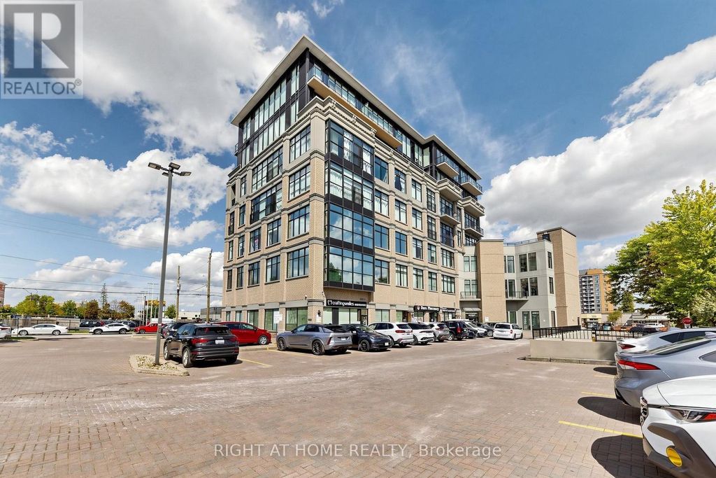 306 - 10376 Yonge Street N, Richmond Hill (mill Pond)