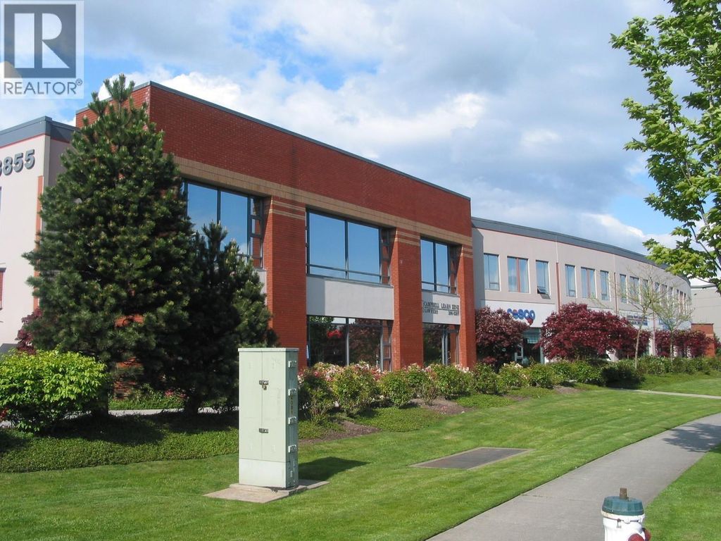 108 3855 Henning Drive, Burnaby