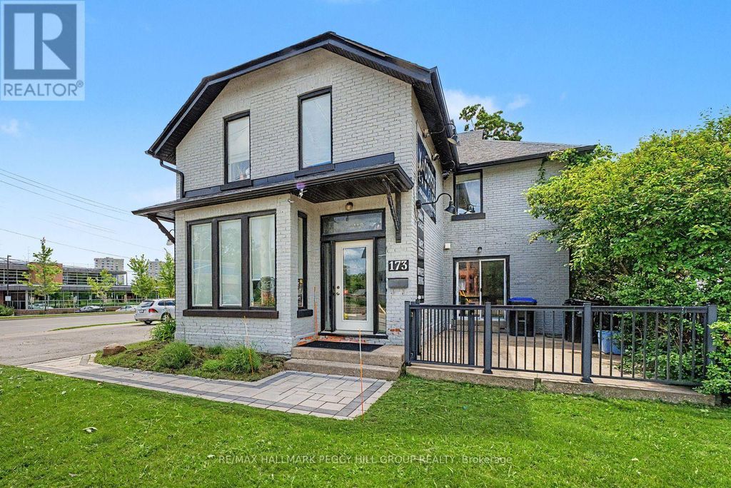 173 Dunlop Street W, Barrie (queen's Park)
