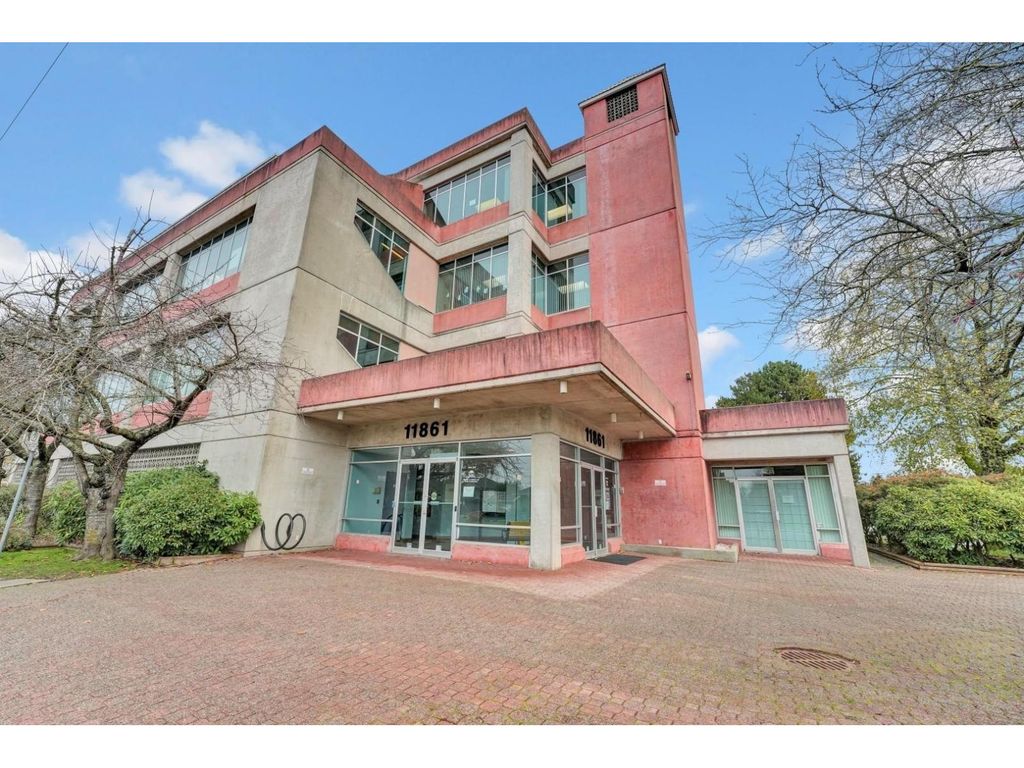 405 11861 88th Avenue, Delta
