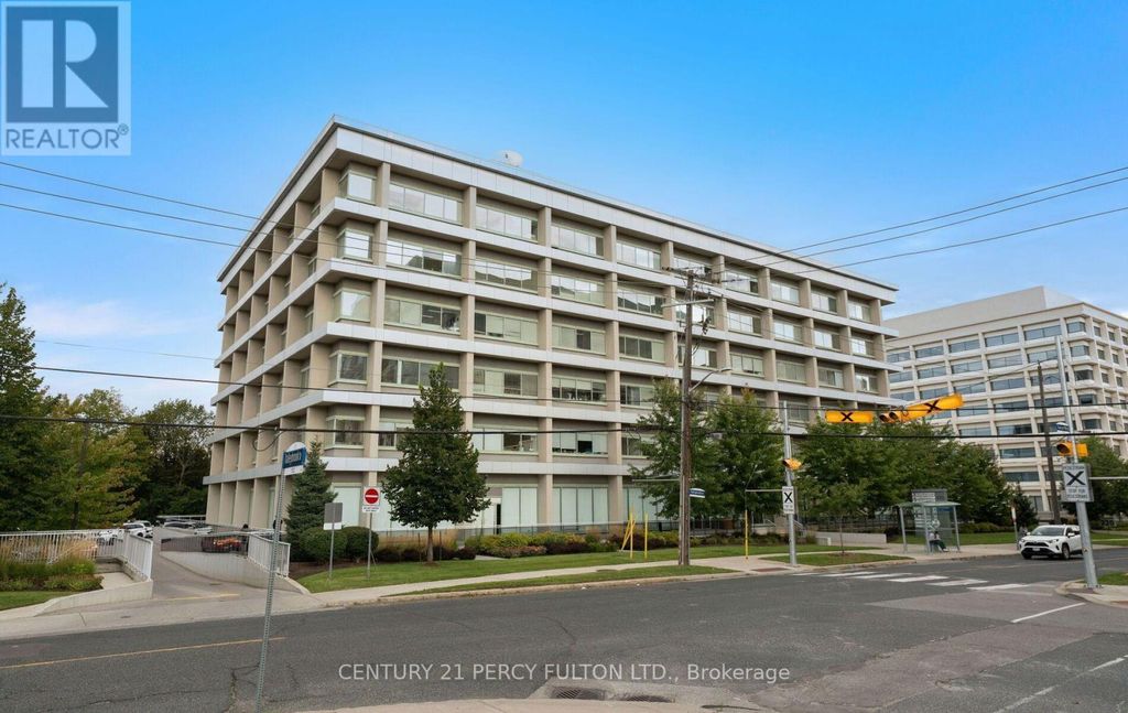 608 - 220 Duncan Mill Road, Toronto (st. Andrew-Windfields)