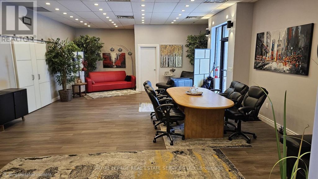 18 - 5484 Tomken Road, Mississauga (northeast)