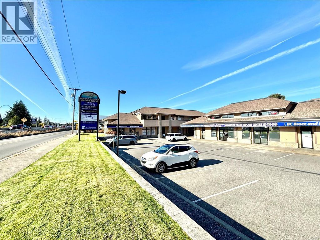 6 4800 Island Hwy N, Nanaimo