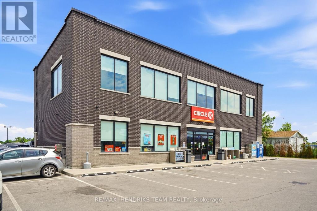 1387 Fourth Avenue, St. Catharines (rural Fourth)
