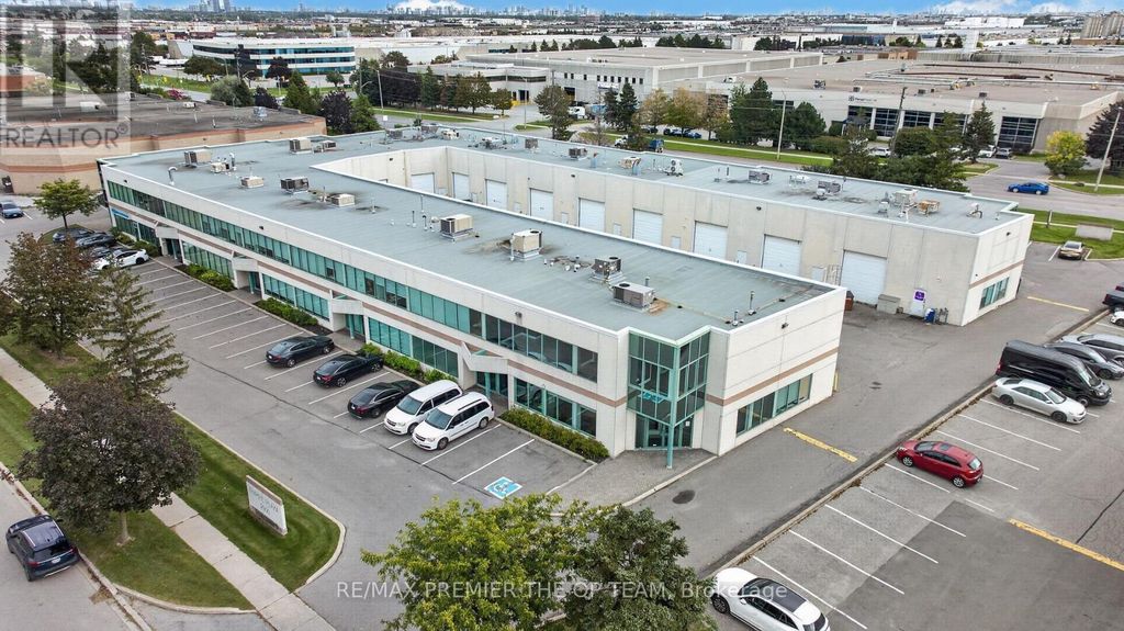 1 & 1a Main - 2900 Langstaff Road, Vaughan (concord)