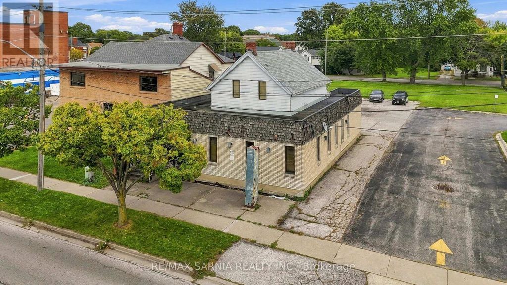 148 Vidal Street N, Sarnia