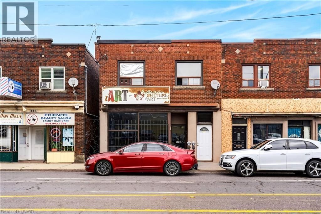 689 Barton Street E, Hamilton
