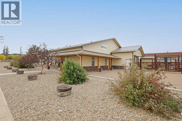 50 Upland Boulevard W, Brooks