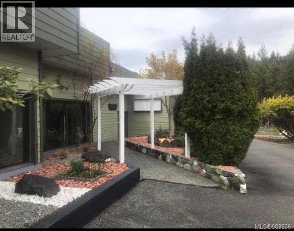 4030 Byng Rd, Port Hardy