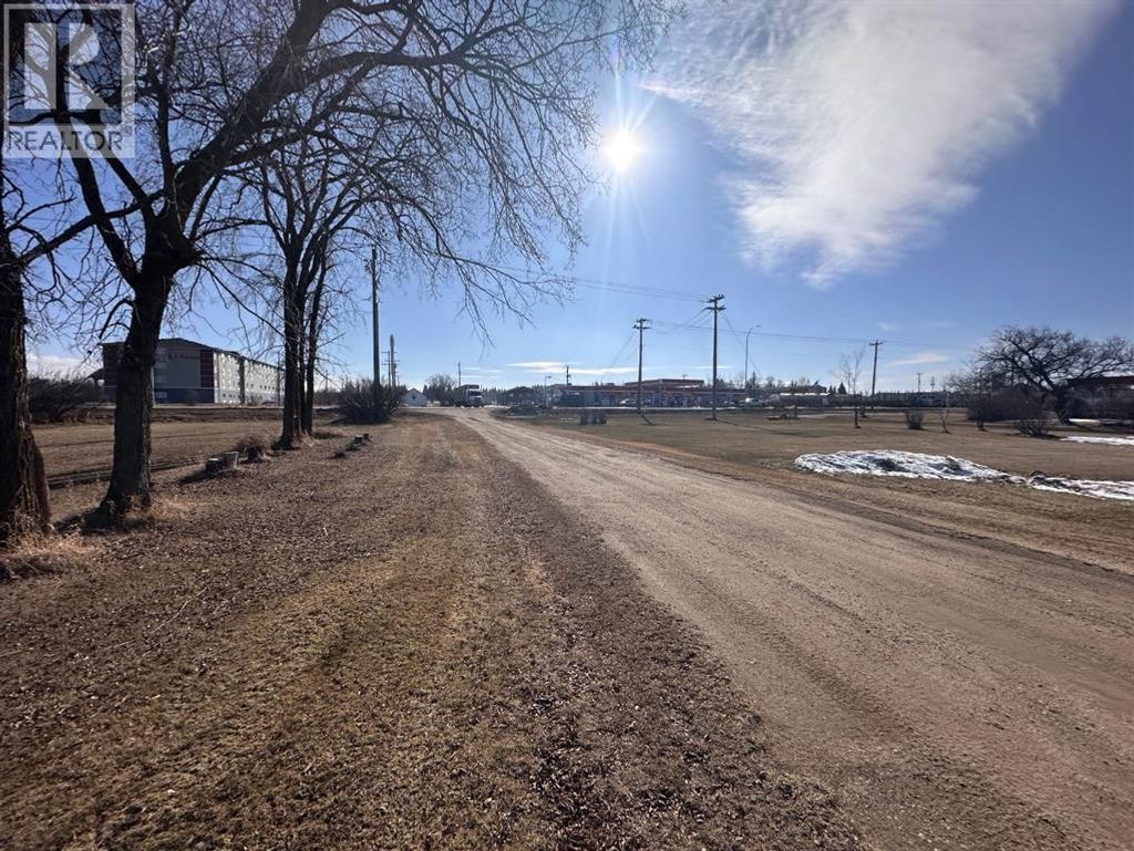 4902 50 Ave, Grassland
