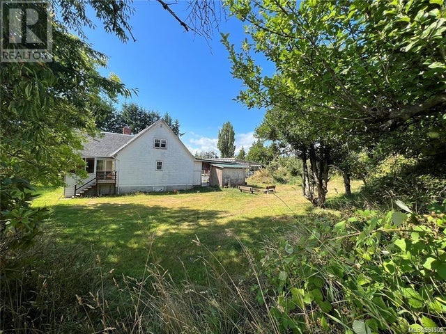 1536 Perkins Rd, Campbell River