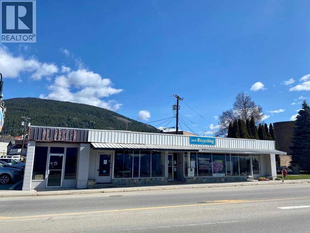 116 Northwest Boulevard, Creston