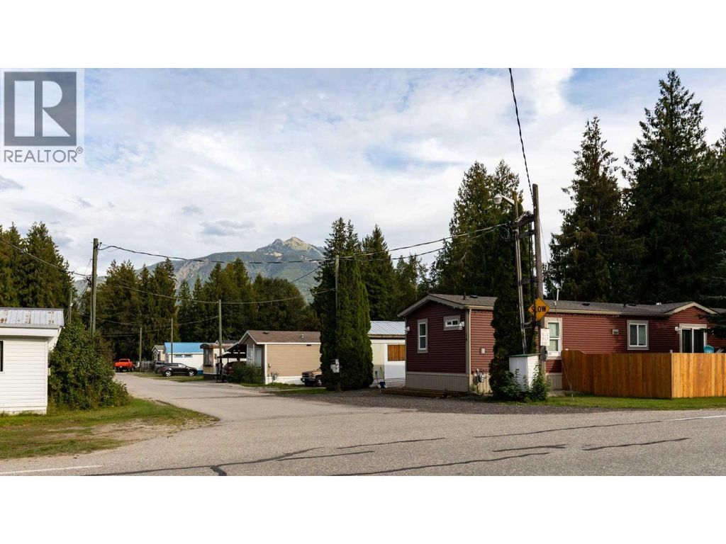 978 Lundell Road, Revelstoke