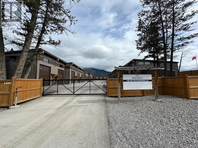 1496 Highway 93/95 Highway Unit# 24, Windermere