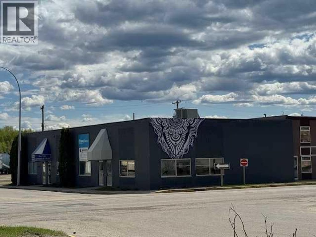 4903 2 Avenue E, Edson