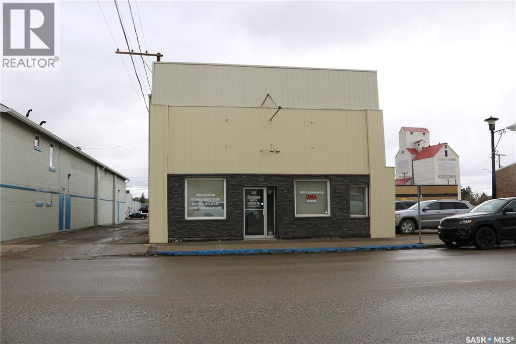 608 Main Street, Moosomin