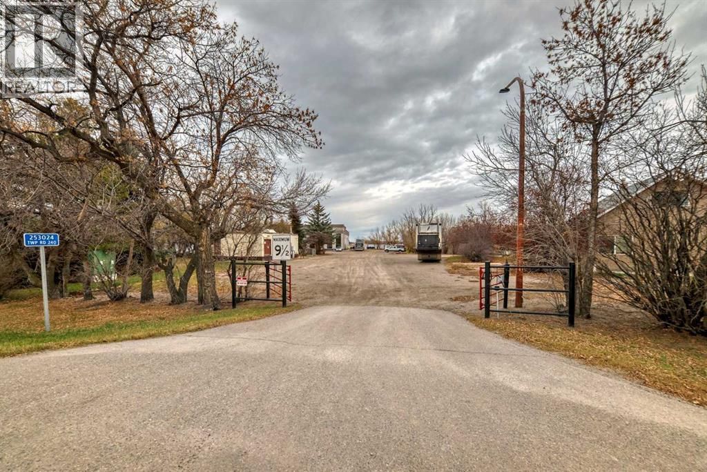 Township Road 240, Rural Wheatland County