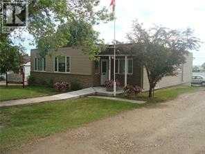 416 Arena Avenue, Trochu