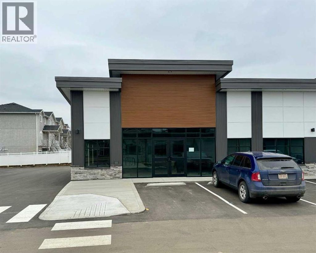 204, 4979 Southlands Drive Se, Medicine Hat
