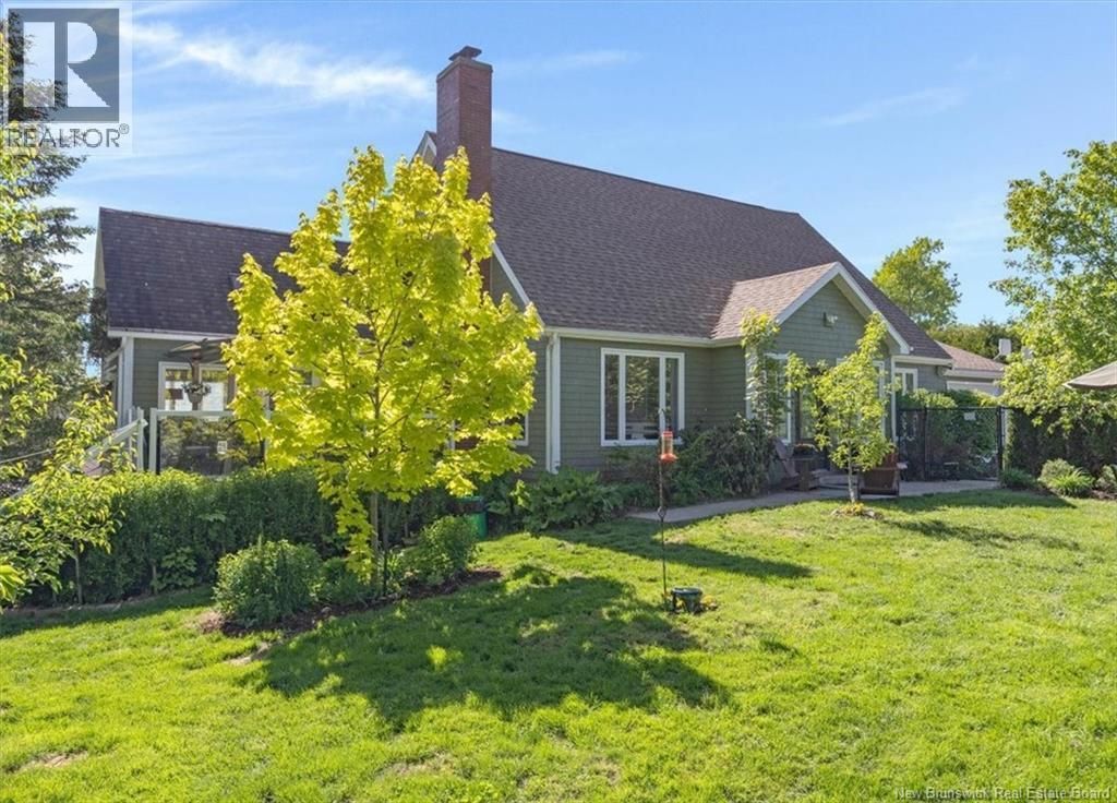 14 Murray Lane, Oak Bay