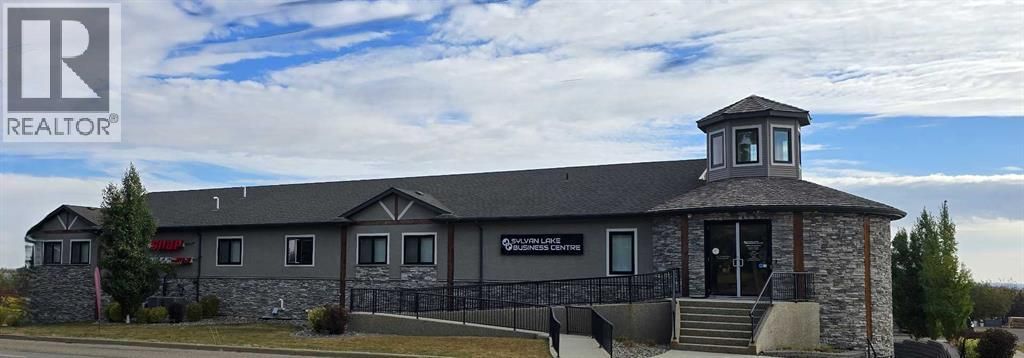 201, 110 Pelican Place, Sylvan Lake