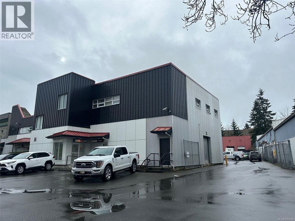 759 Vanalman Ave, Saanich