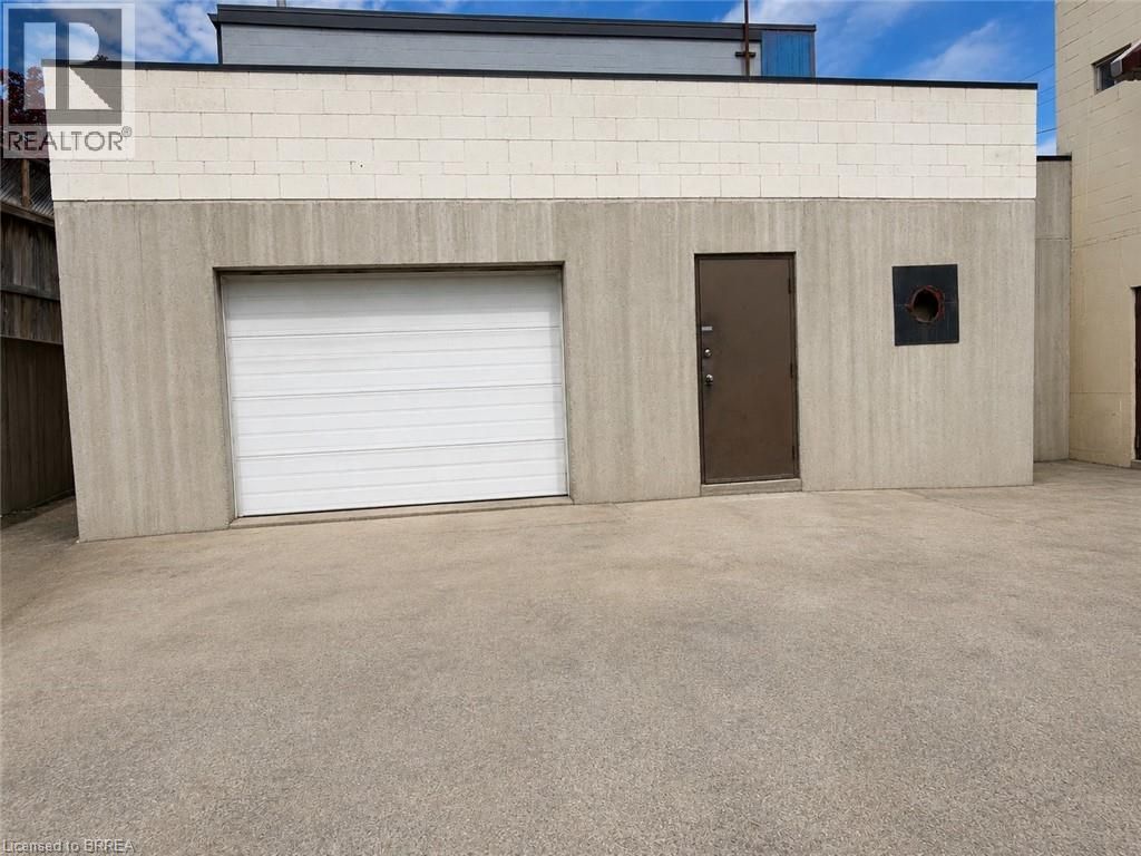 160 Charing Cross Street Unit# Lower, Brantford
