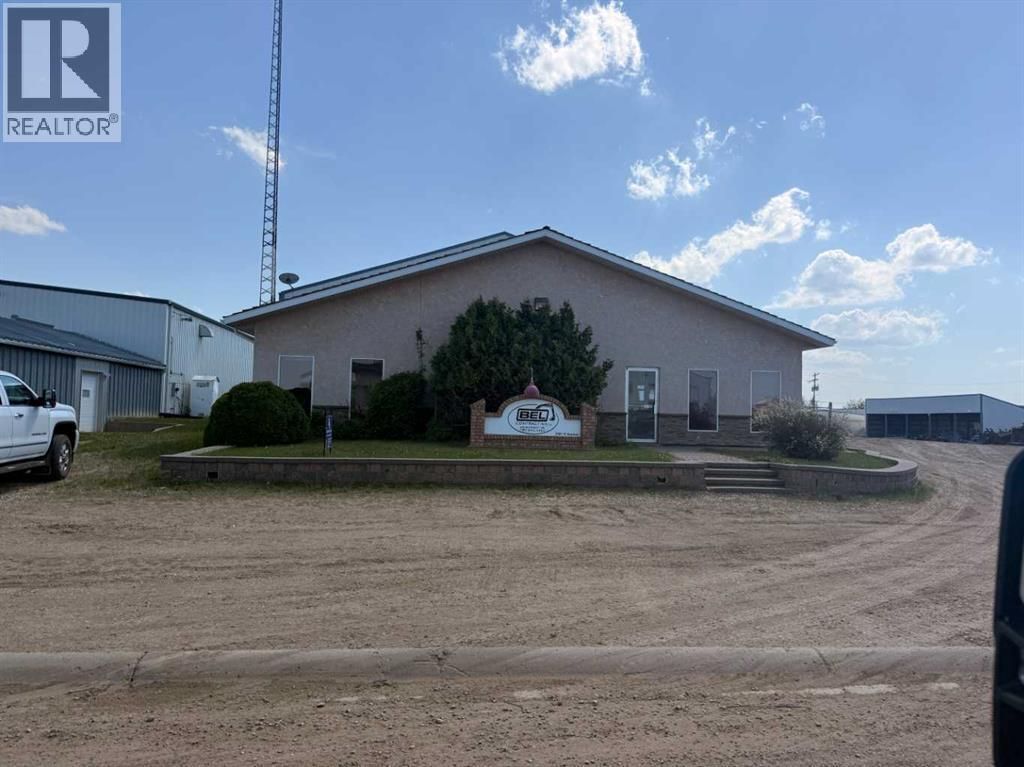 2101 17 Avenue, Wainwright