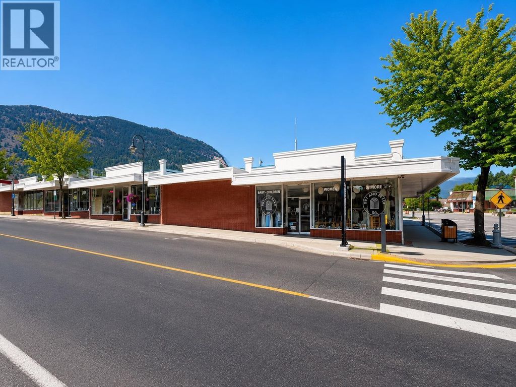 1127 4th Street, Castlegar