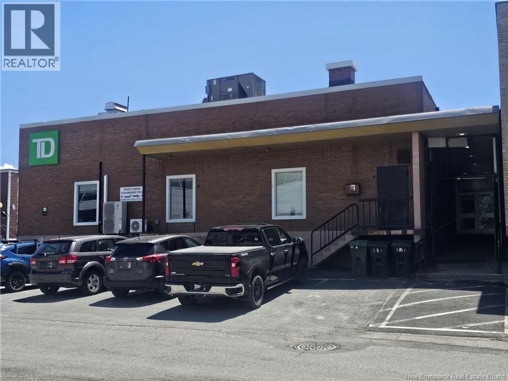 115-125 Main Street Unit# M3, Bathurst