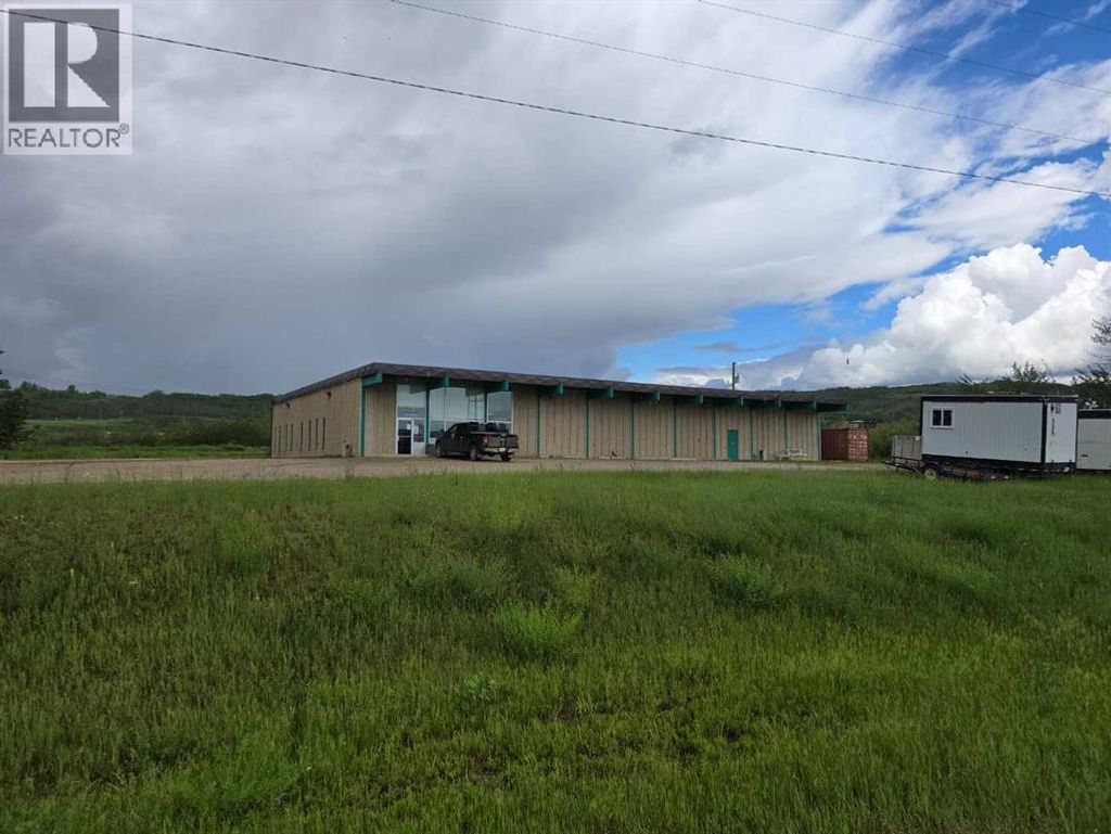9020 90 Street, Peace River