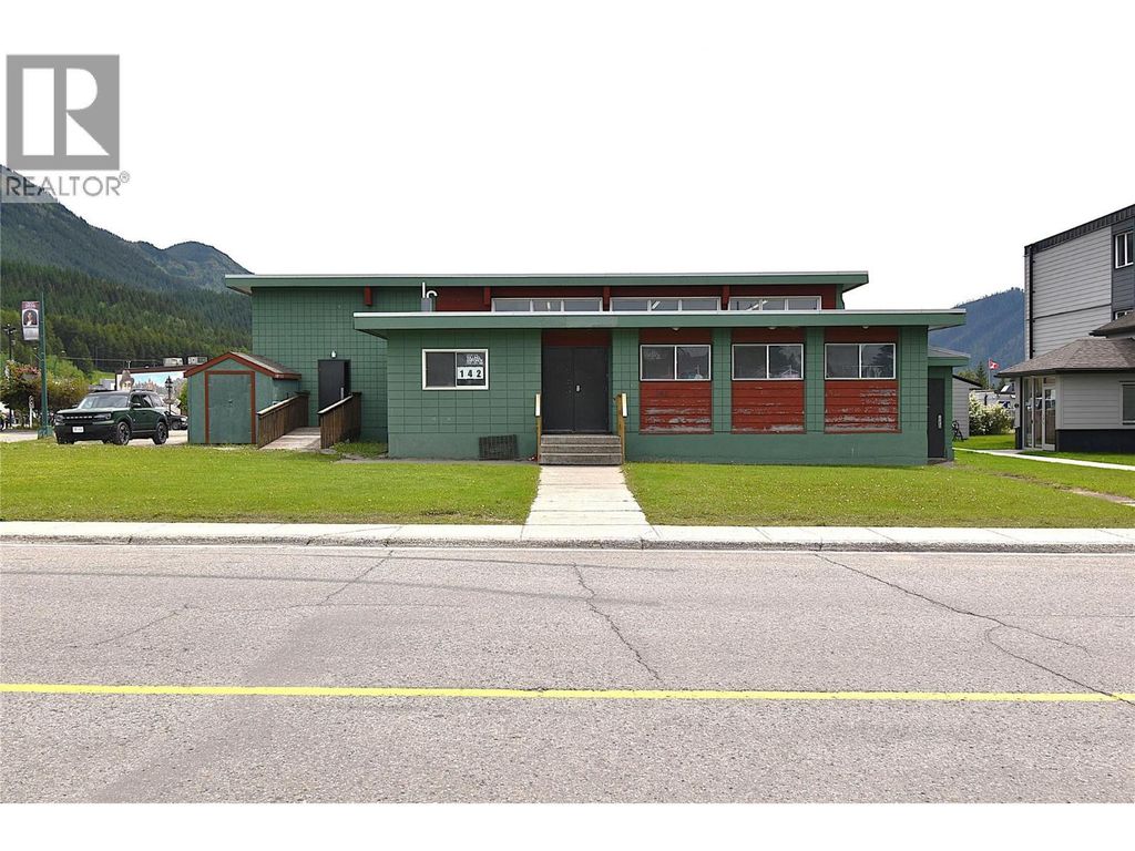 142 Spruce Avenue, Sparwood