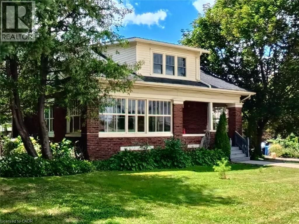 33 Main Street E, Drayton
