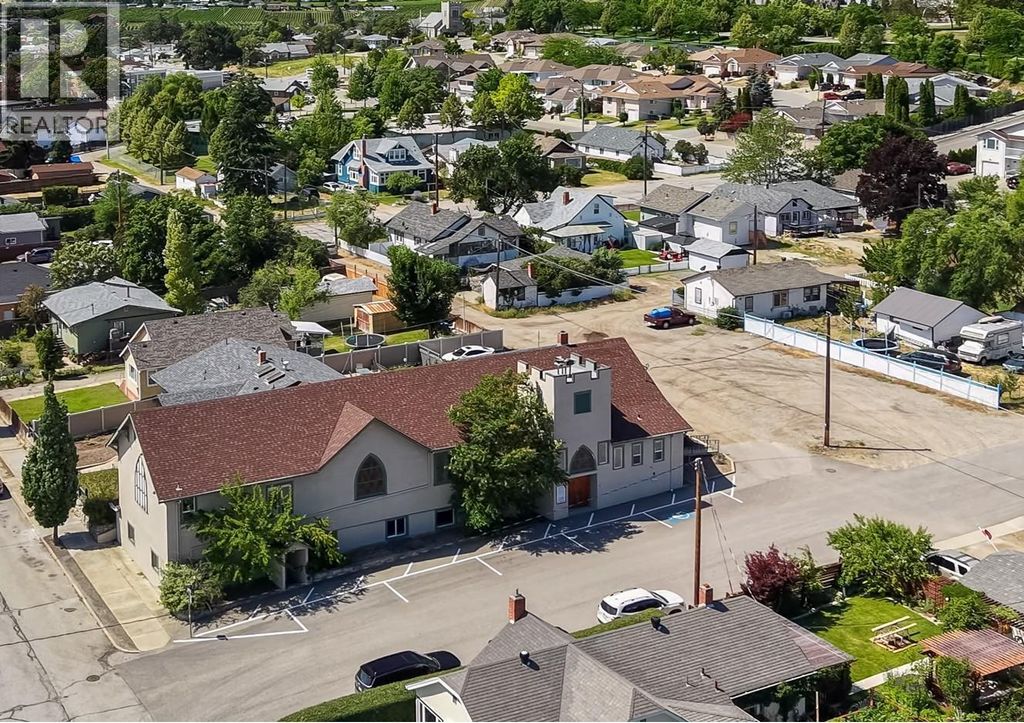 511 Church Avenue, Oliver