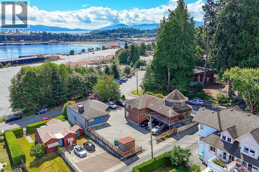 9828 Croft St, Chemainus