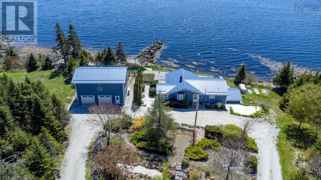 1904 Sandy Point Road, Sandy Point