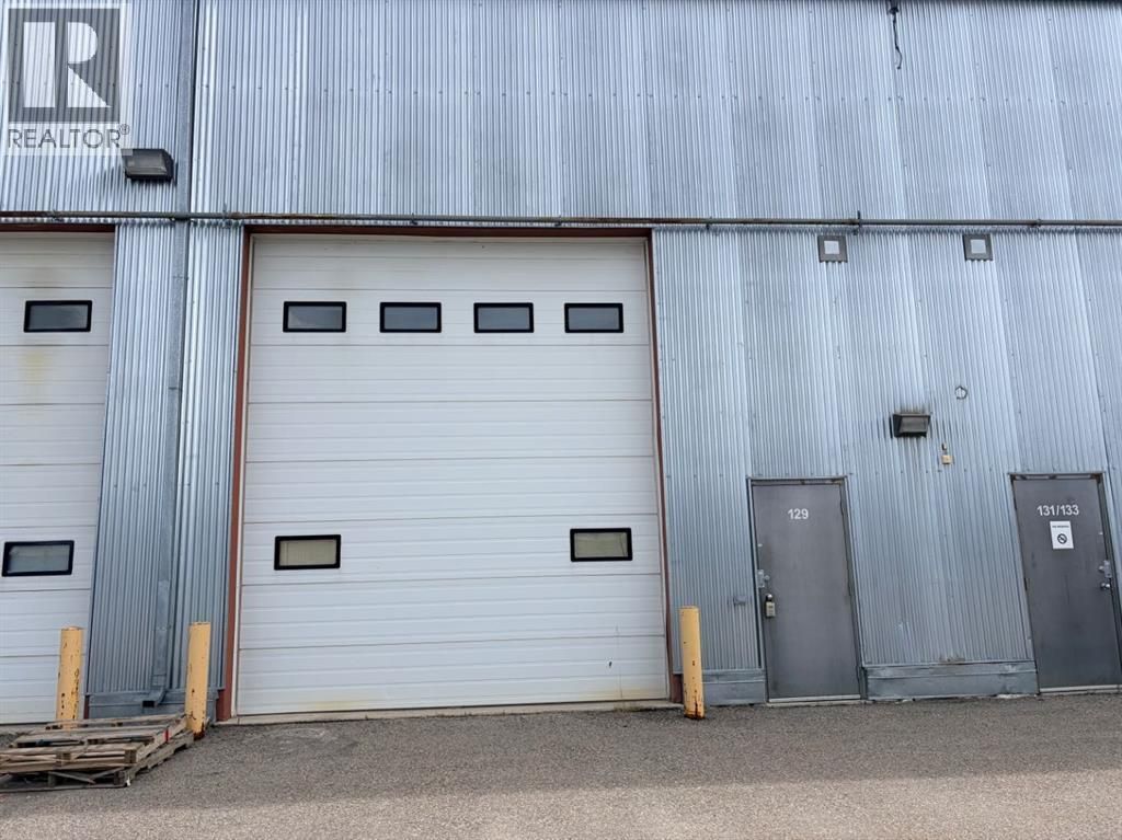 129, 554 Carmichael Lane, Hinton