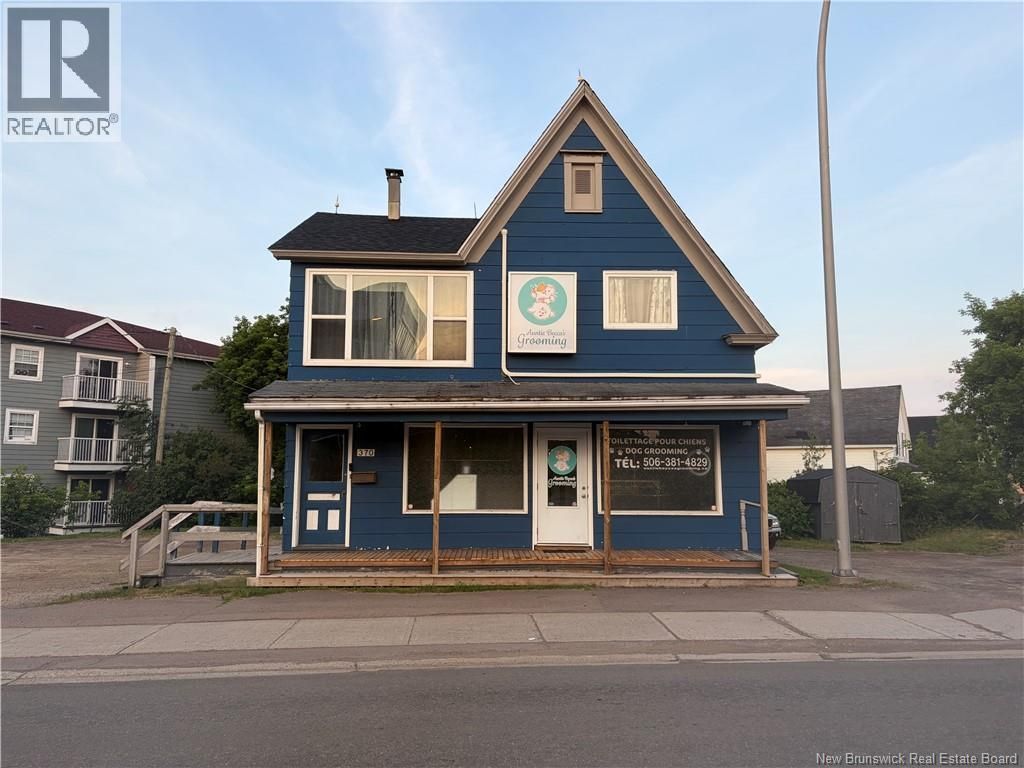 370 Acadie, Dieppe