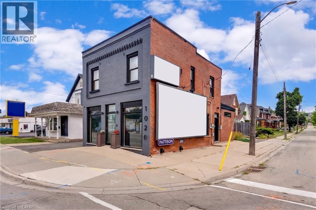 1020 King Street E, Kitchener