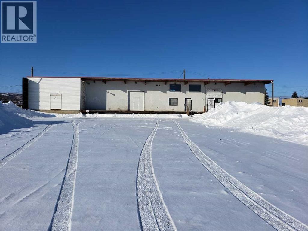 9510 90 Avenue, Peace River