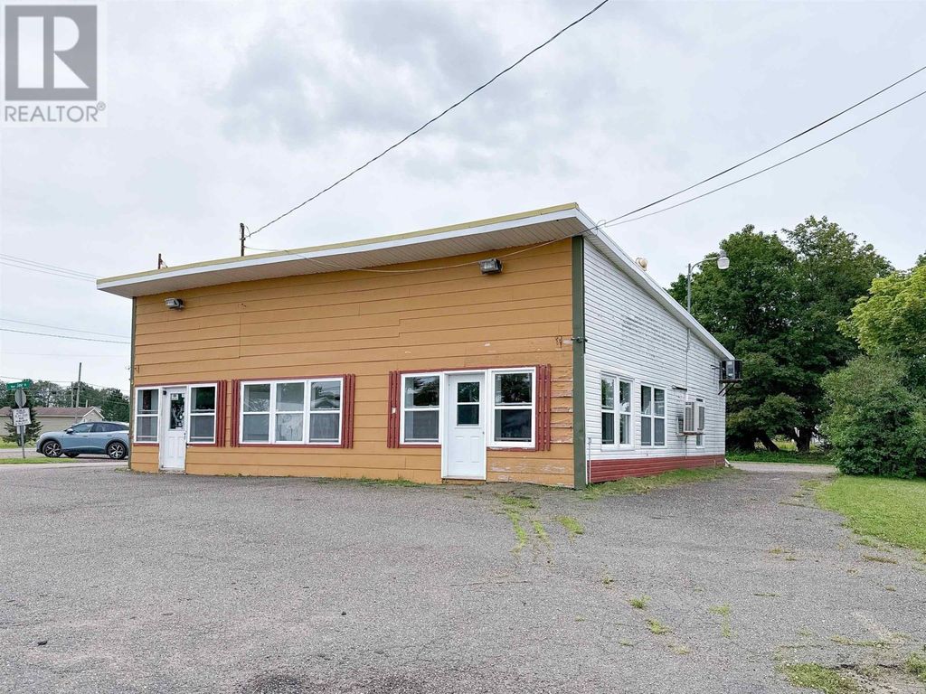 324 Main Street, Mount Stewart