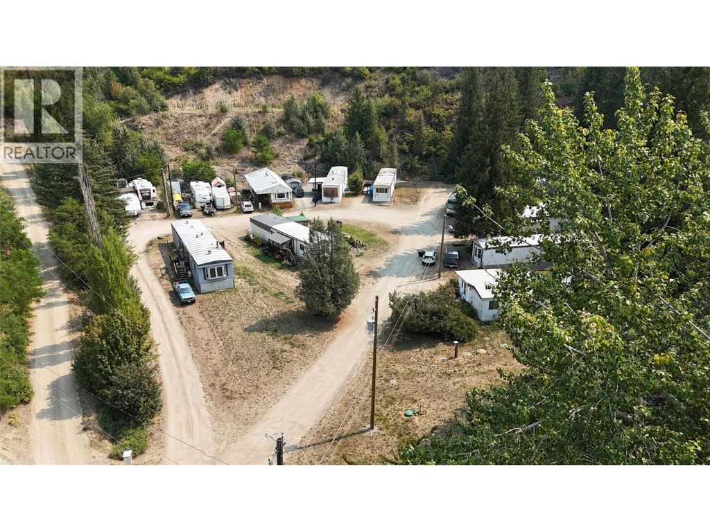 1930 Setterland Road, Christina Lake