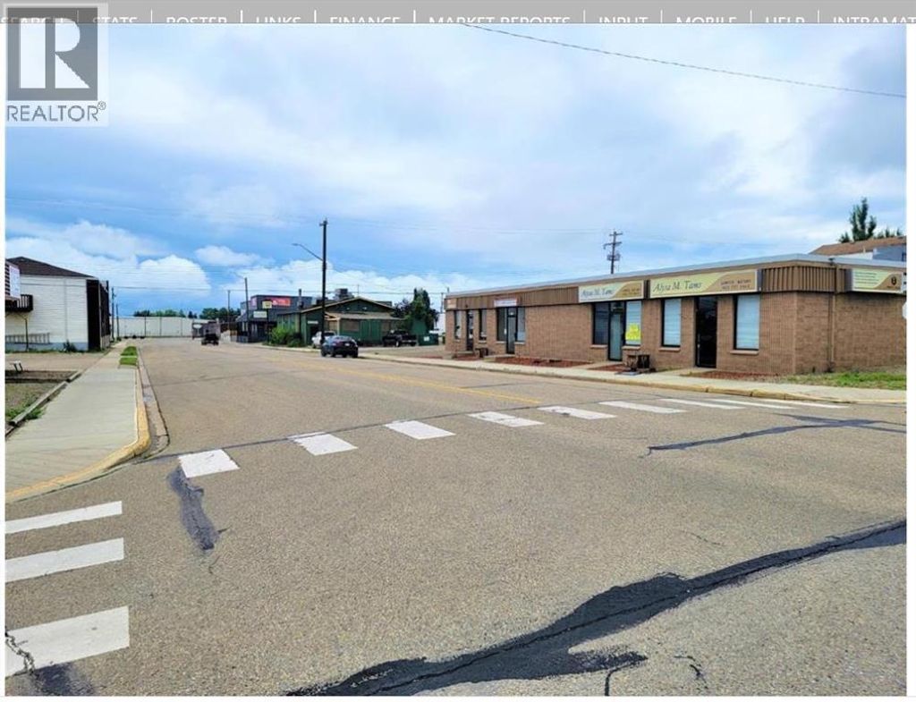 South Unit, 4804 51 Avenue, Innisfail