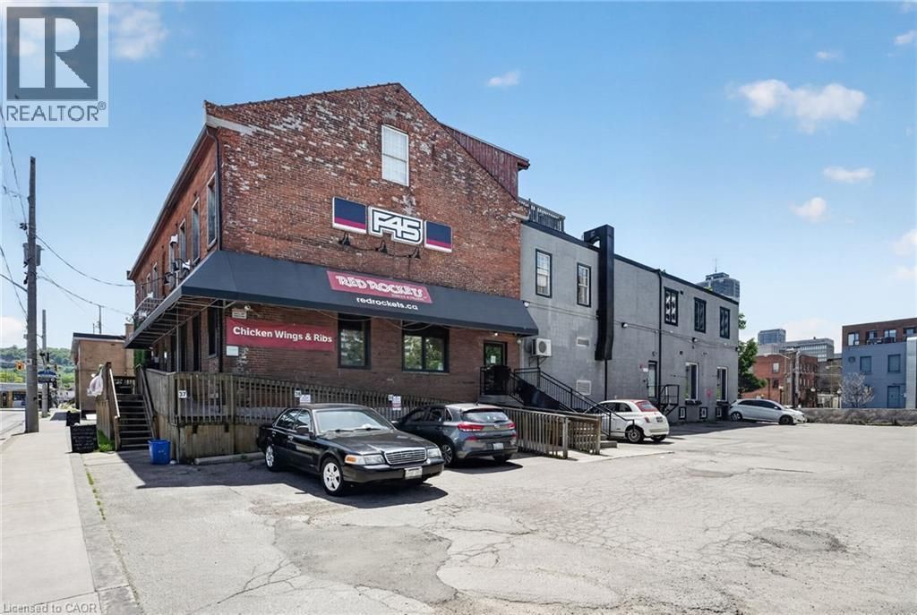15 Wellington Street N Unit# 201, Hamilton