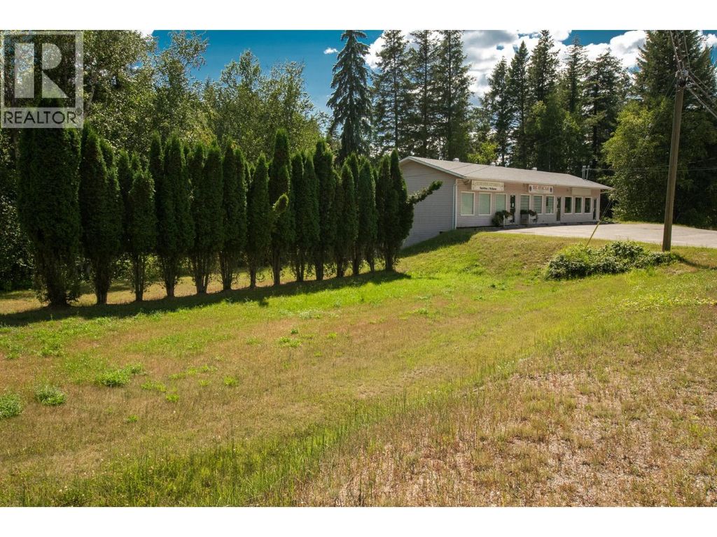 98 Old N Thompson Highway, Clearwater
